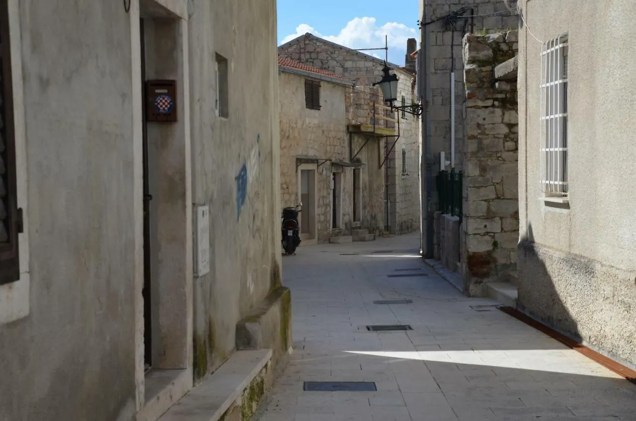 Apartments Dida 0*, Split